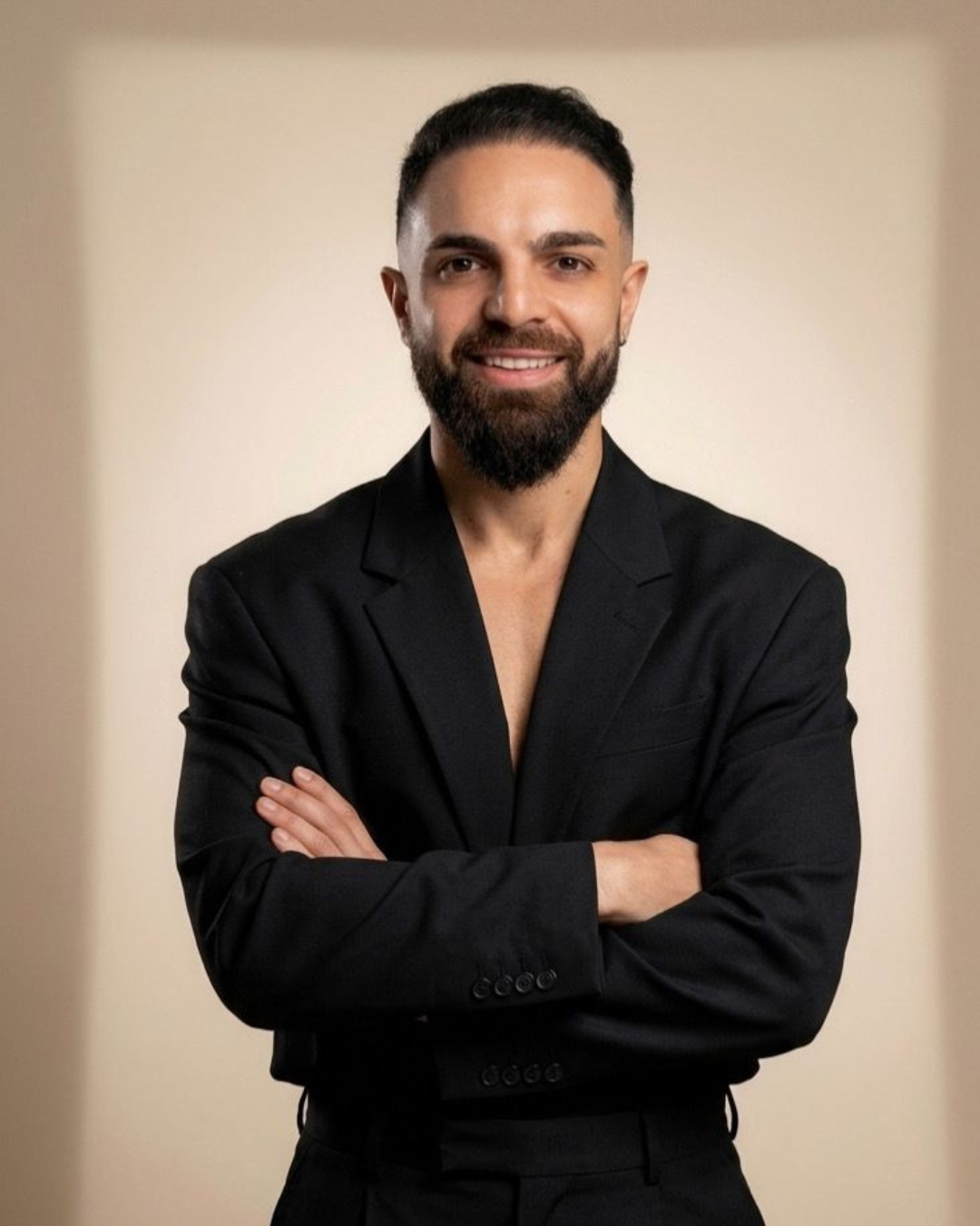 Firas - Glow Leaders